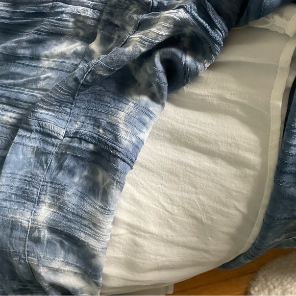 Tribal Blue Tie-Dye Long Sleeve Dress - Picture 4 of 7